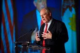 illinois governor speaking at corporate event